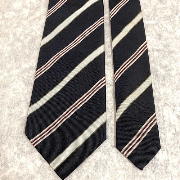 Luciano Barbera Silk/Cotton Tie in Navy with Red & Tan Diagonal Stripe. - Picture 3 of 8